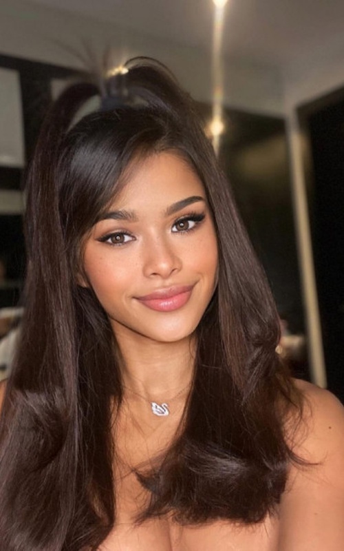 Dahlia Moon Awaits You for an Unforgettable Night 2 Mis Fotos