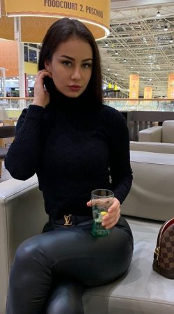 Experience Unforgettable Moments with Charisma Rose by Your Side